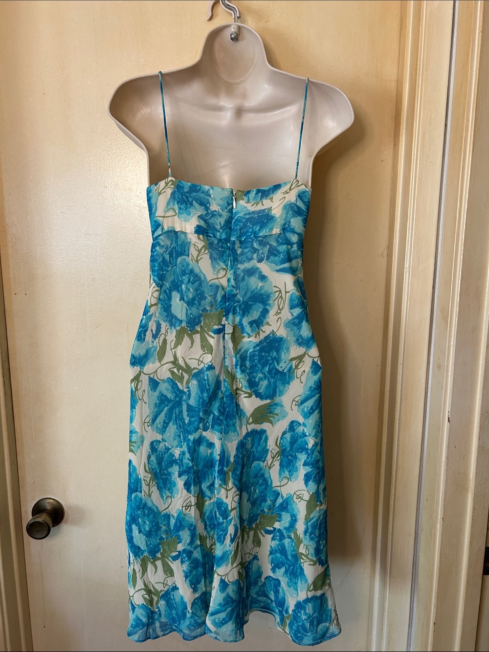 Ann Taylor Vintage Blue Silk Floral Slip Midi Dress size 6P - Picture 7 of 13
